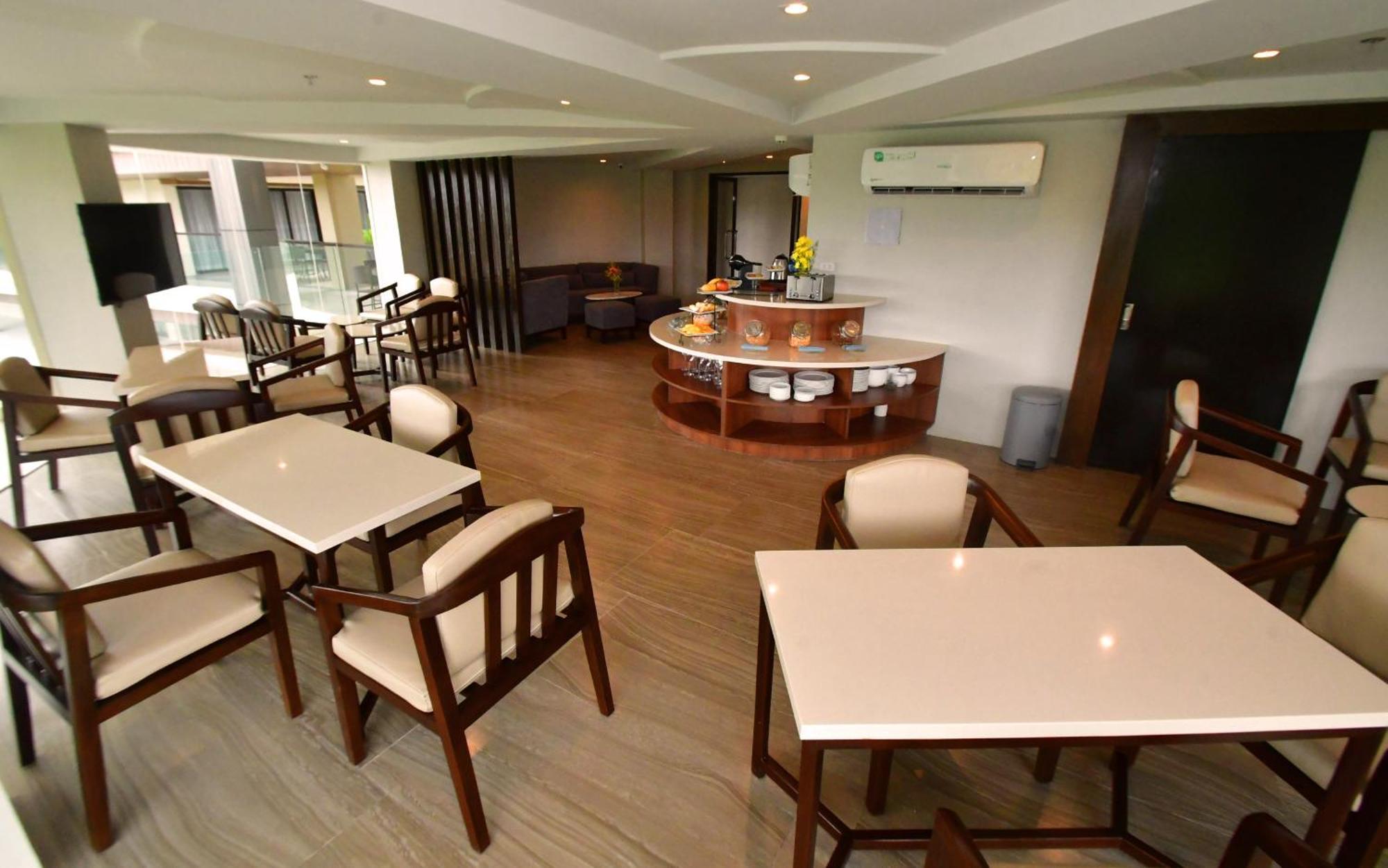 Canyon Hotels & Resorts Boracay Balabag  ภายนอก รูปภาพ